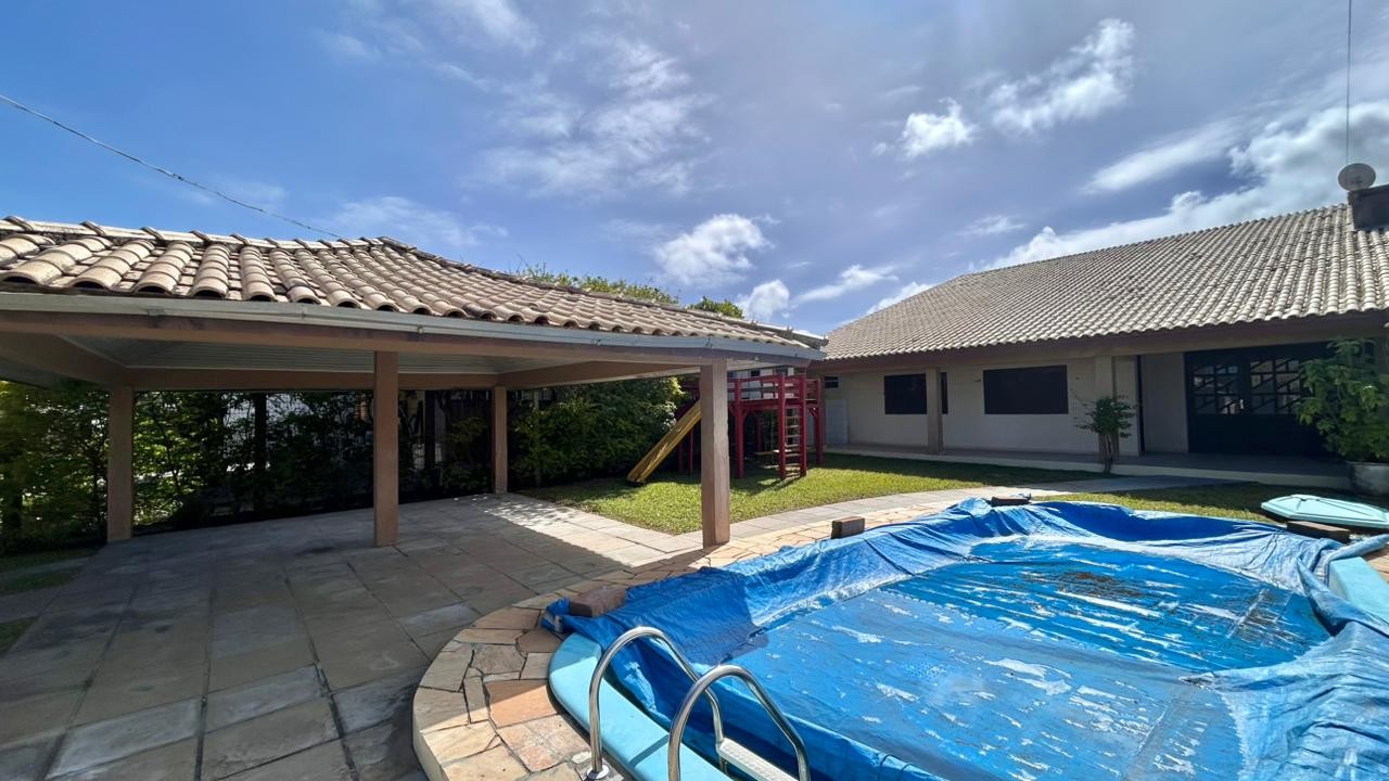 Casa 4 dormitórios para temporada, Centro em Xangri-lá | Ref.: 13